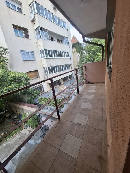 Inchiriez lot apartamente