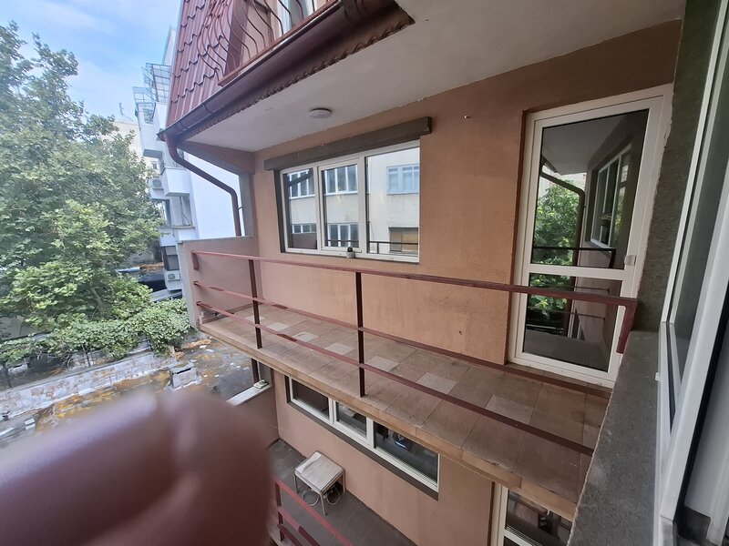 Inchiriez lot apartamente