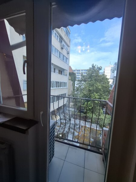 Inchiriez lot apartamente